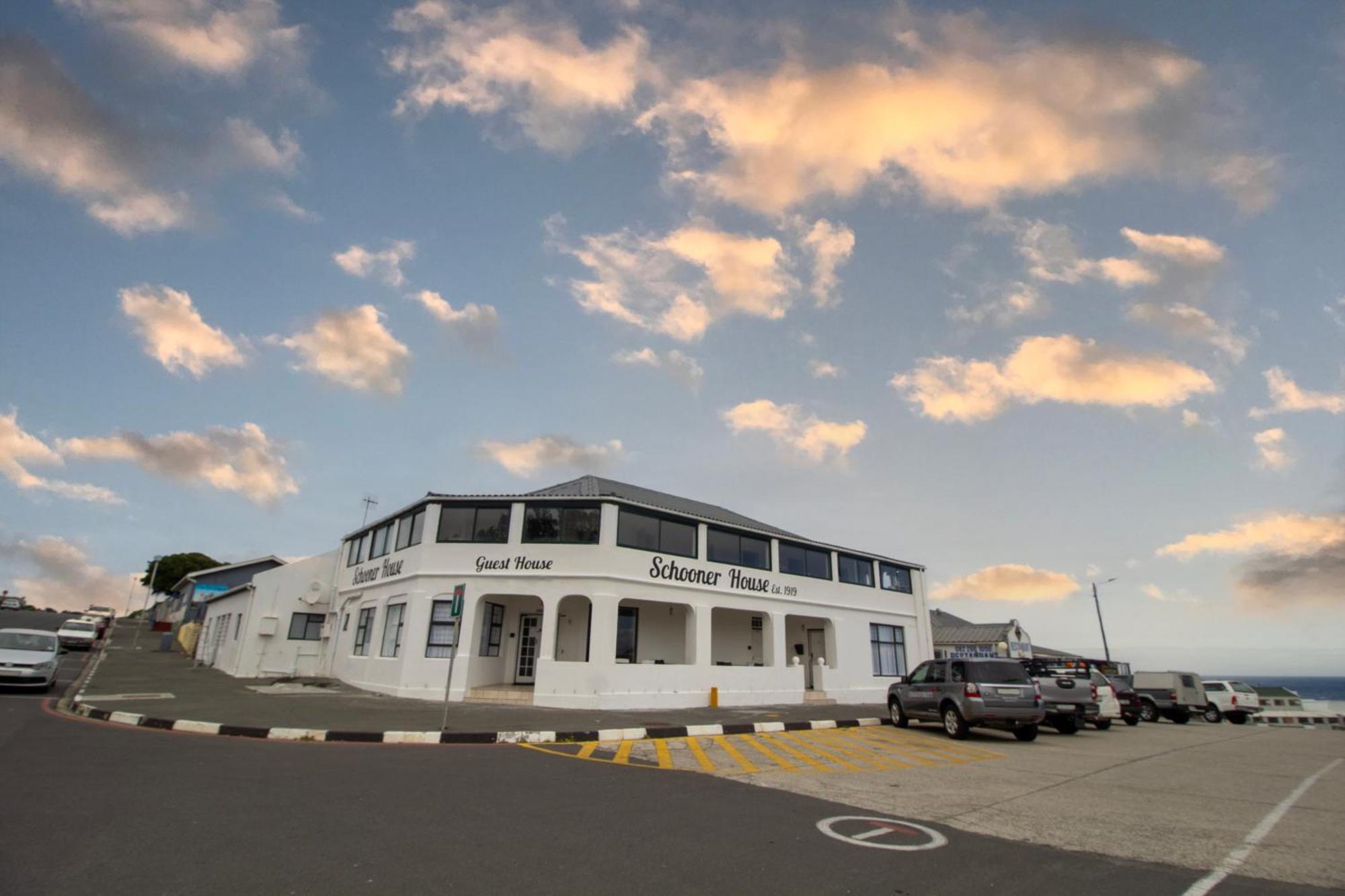 Schooner House Hotel Gansbaai Eksteriør billede